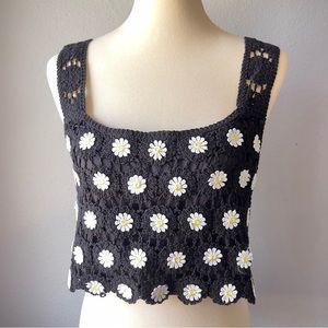 Entro Black Crochet Daisy Crop Top M NWT